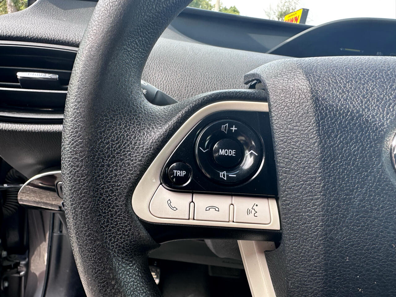 Toyota Prius Two 2018 Toyota Prius Two 2018