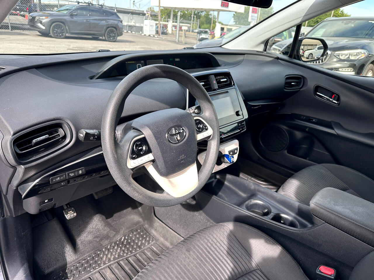 Toyota Prius Two 2018 Toyota Prius Two 2018
