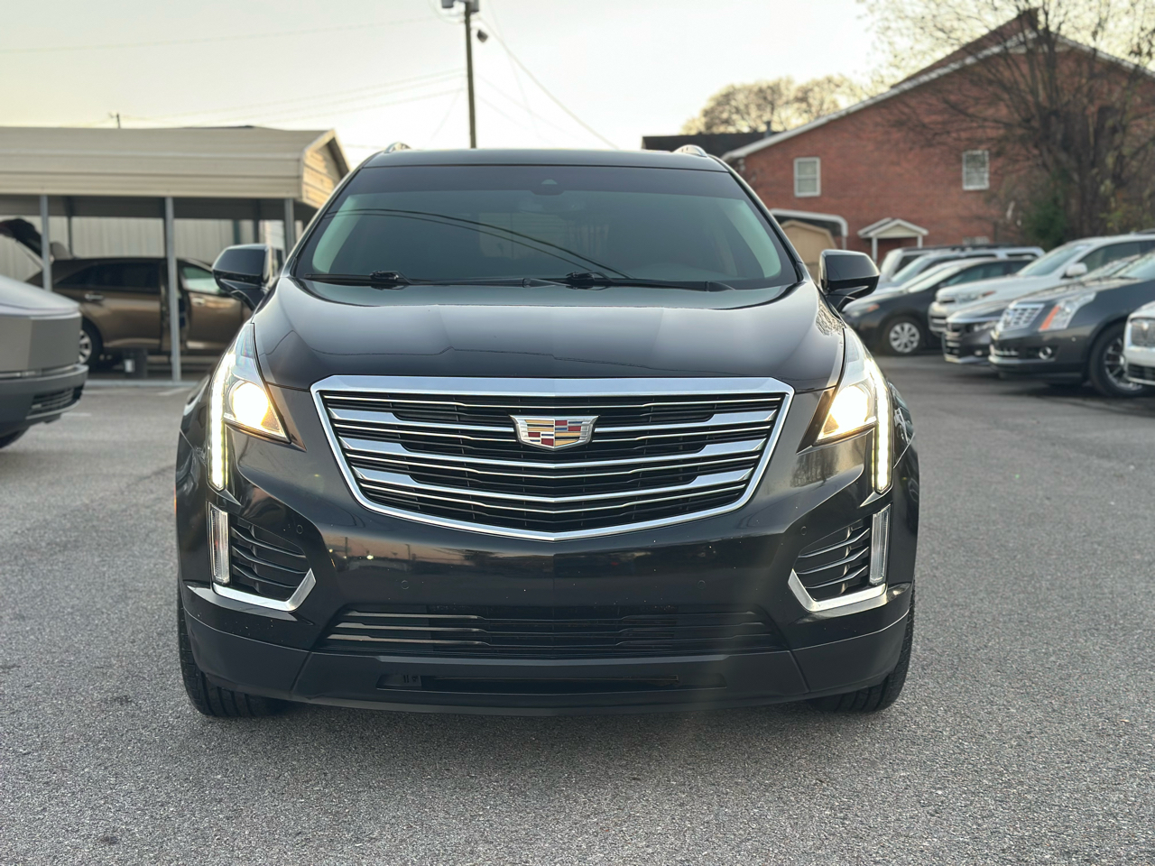 2019 Cadillac XT5 Luxury photo 2