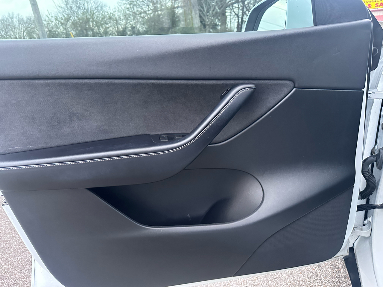 Tesla Model Y Long Range 2022