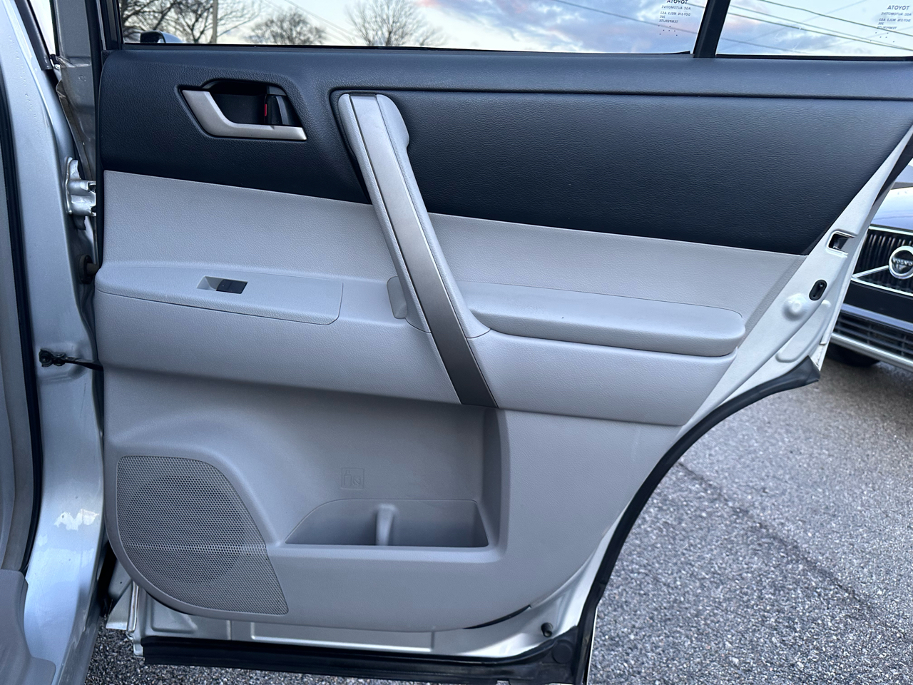 Toyota Highlander Sport 4WD 2010