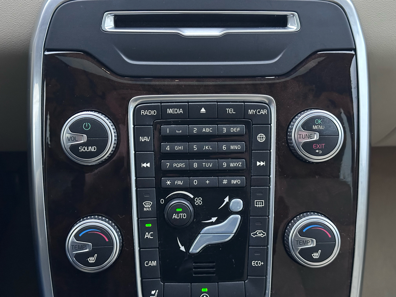 Volvo XC70 2.0 T5 Premier 2016