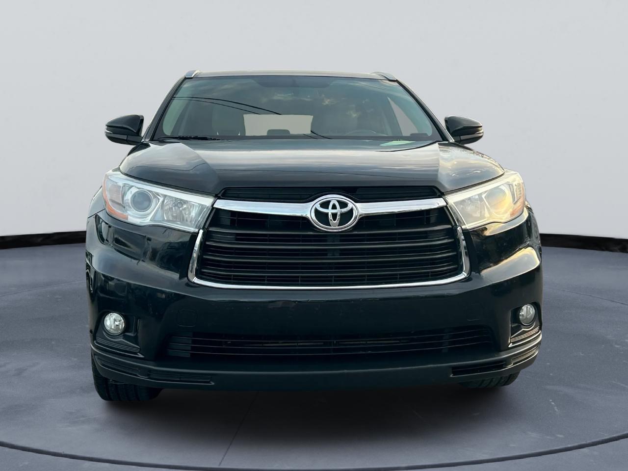 Toyota Highlander XLE FWD V6 2016