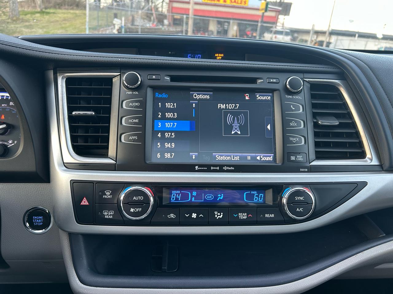 Toyota Highlander XLE FWD V6 2016