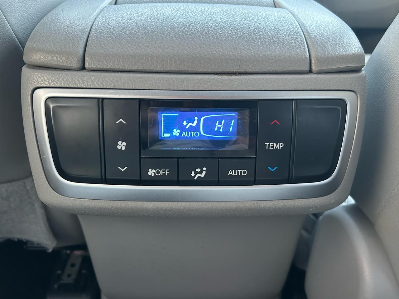 Toyota Highlander XLE FWD V6 2016