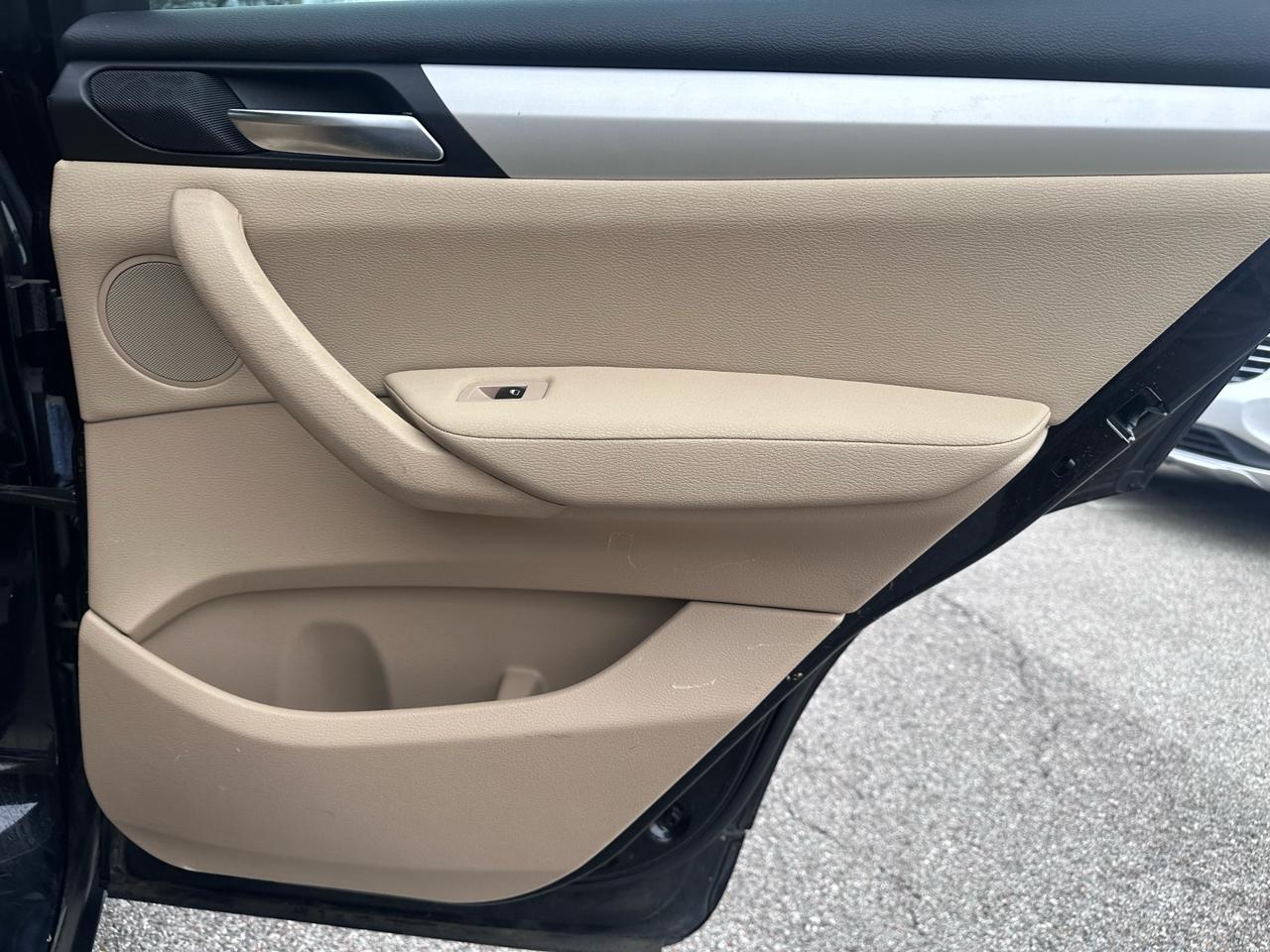 BMW X3 xDrive28i 2011