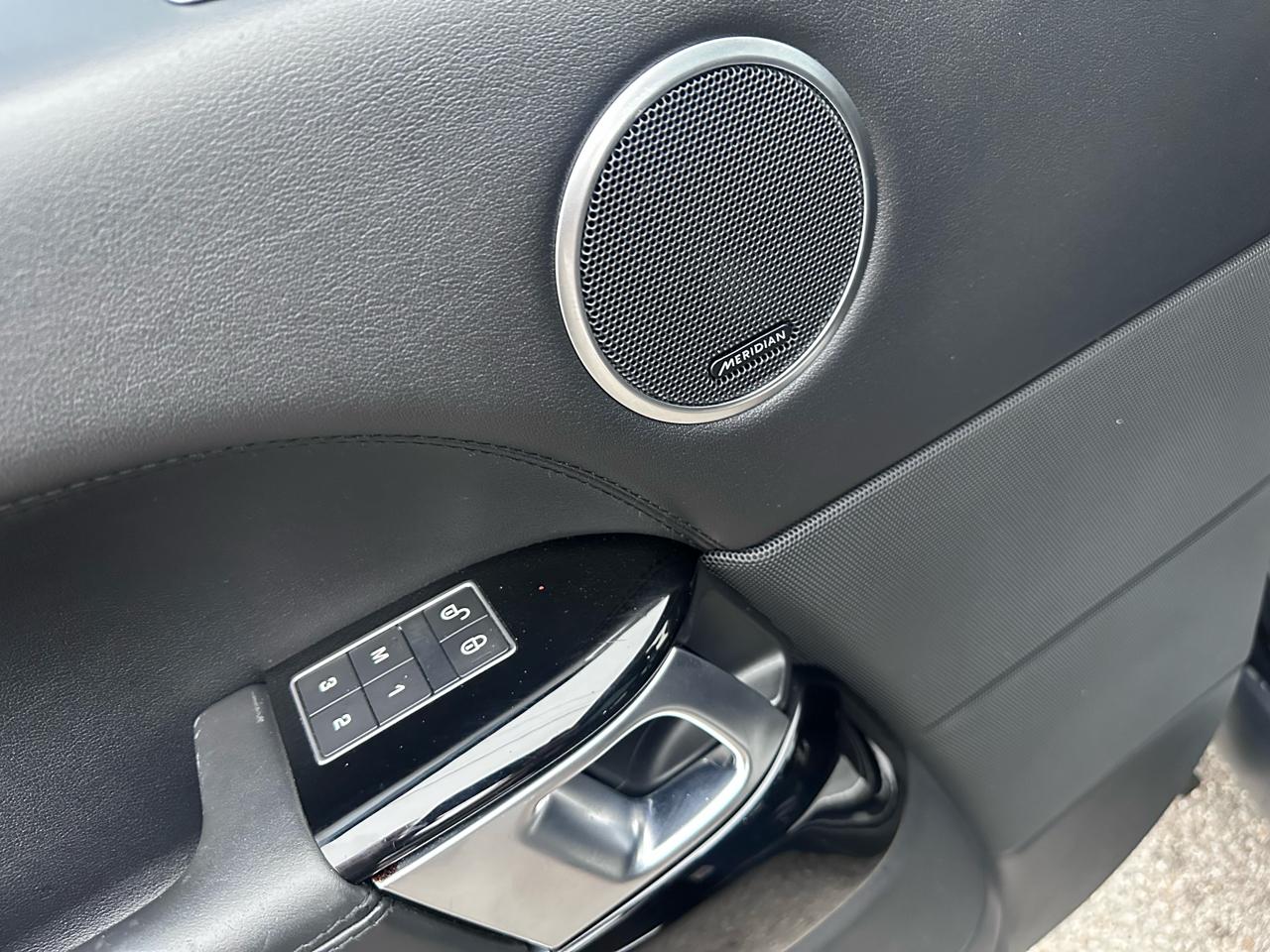 Land Rover Range Rover Supercharged 2016