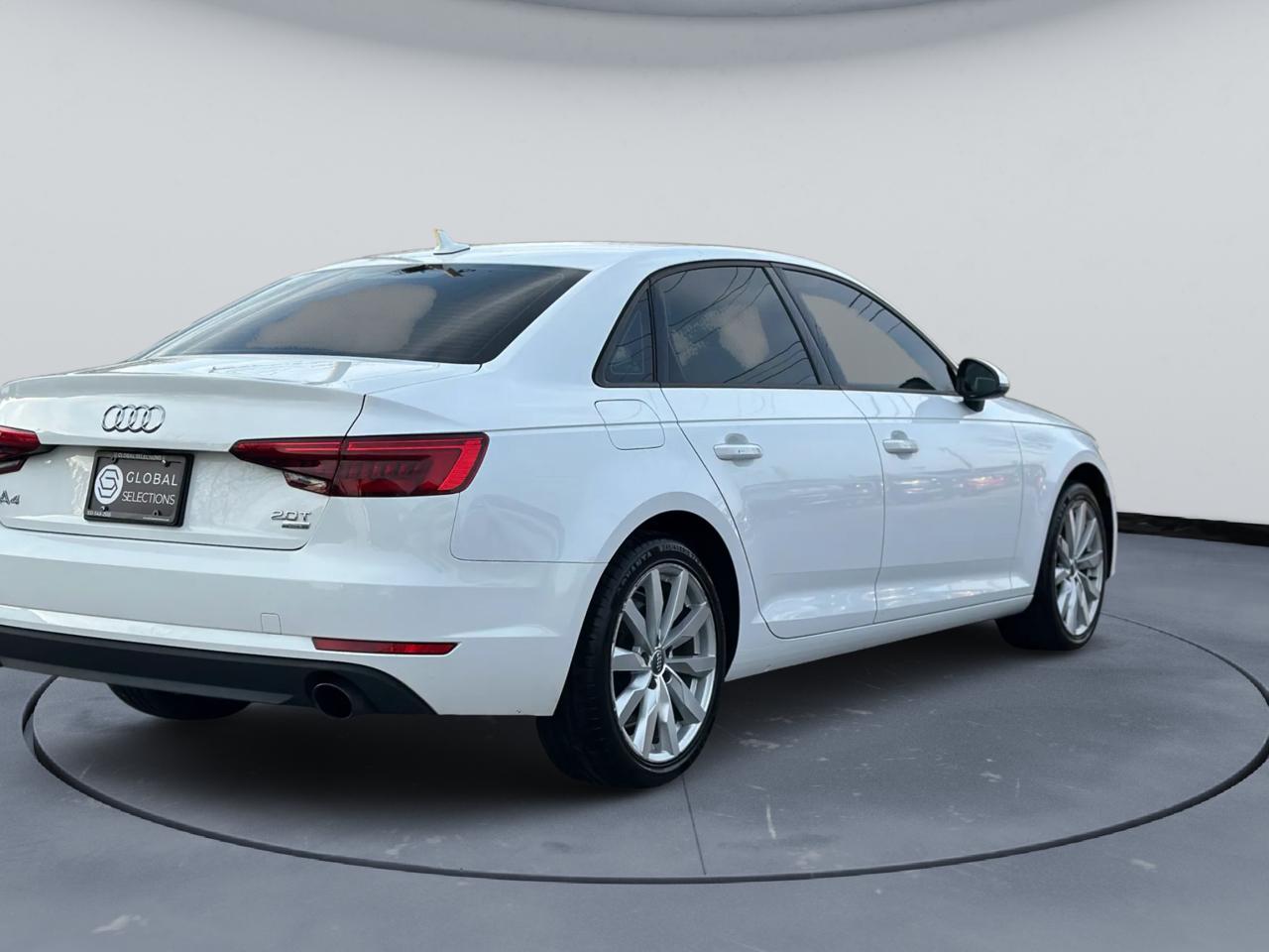 Audi A4 2.0T Premium Sedan 2017
