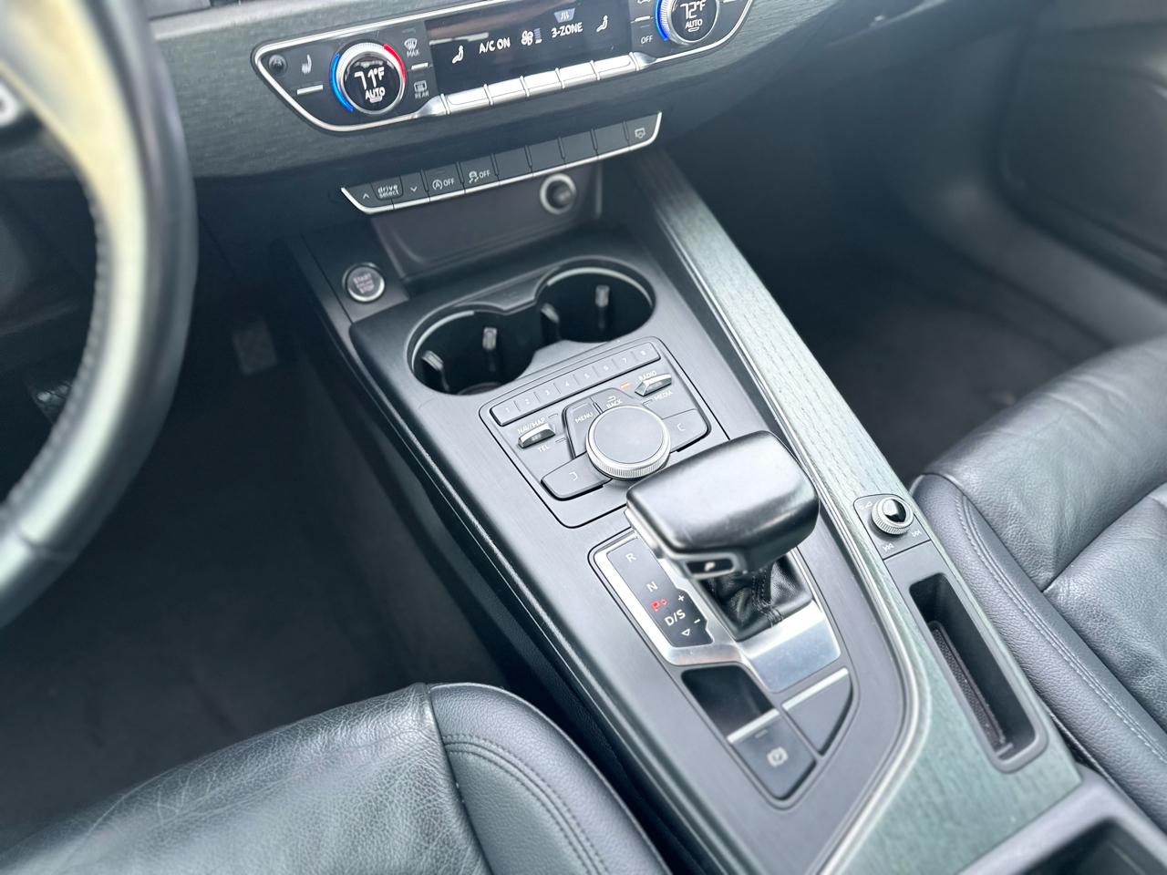 Audi A4 2.0T Premium Sedan 2017