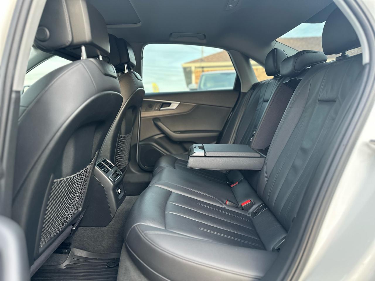 Audi A4 2.0T Premium Sedan 2017