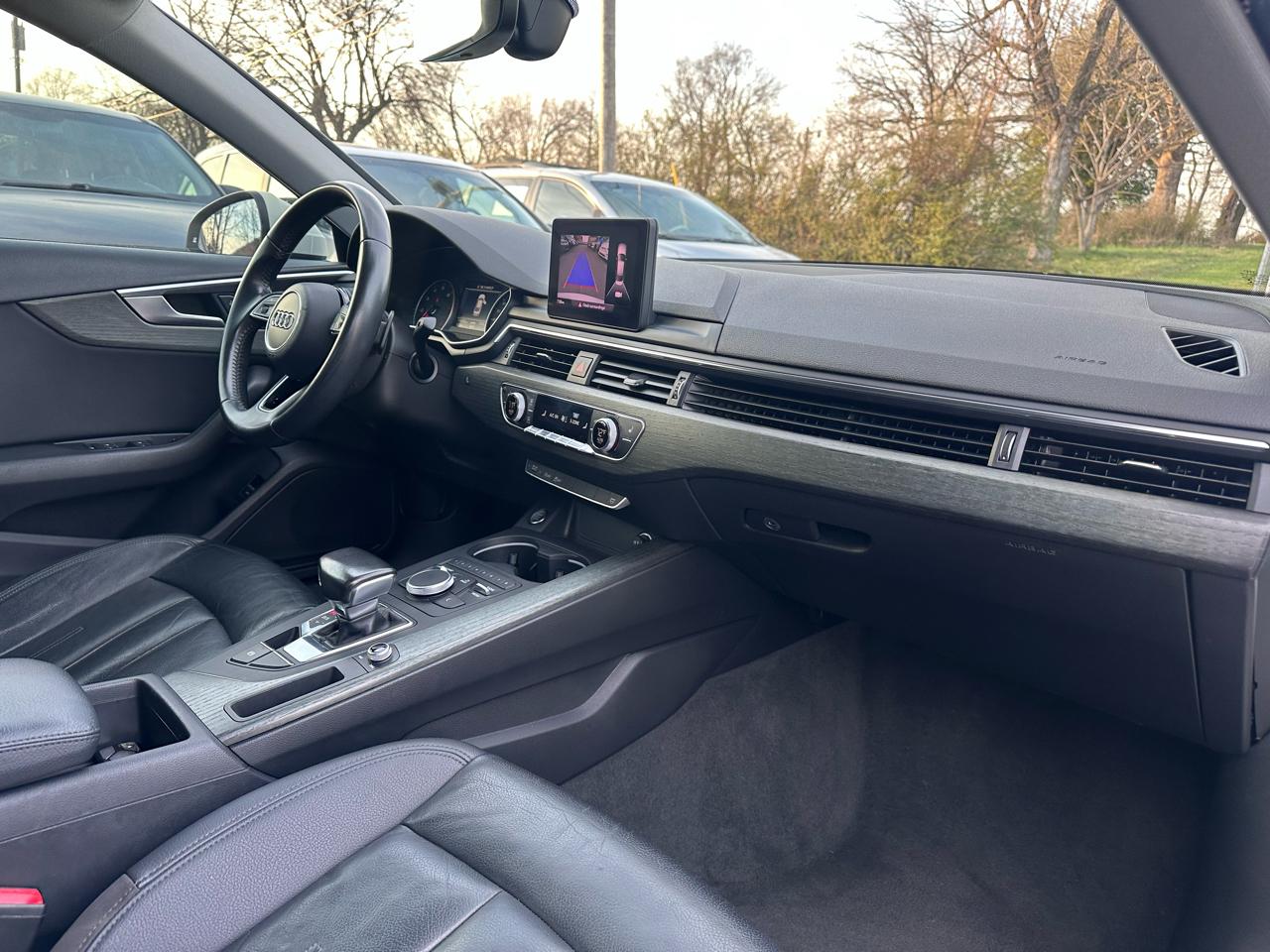 Audi A4 2.0T Premium Sedan 2017