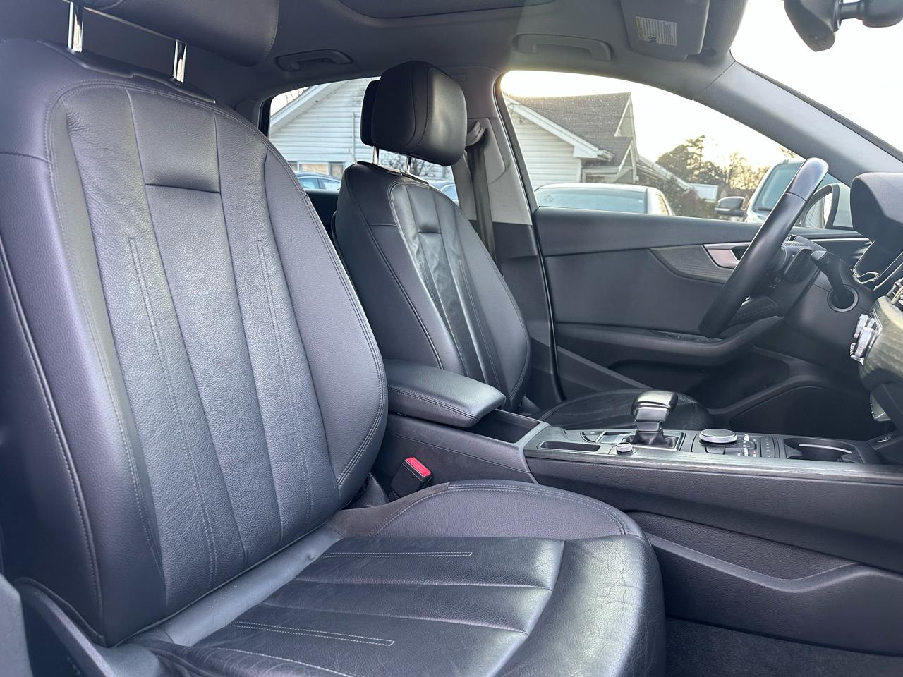 Audi A4 2.0T Premium Sedan 2017