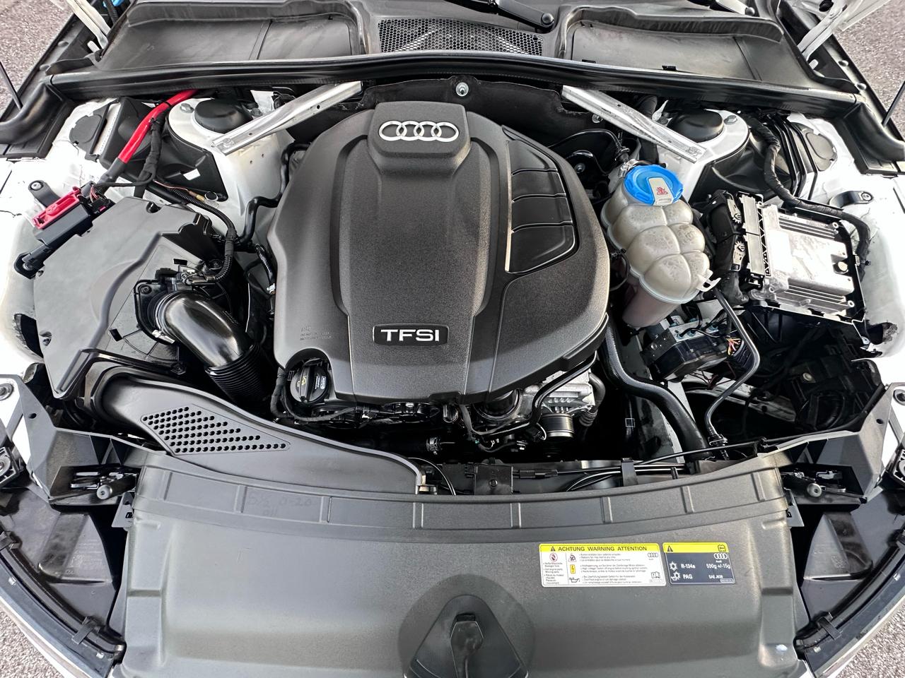 Audi A4 2.0T Premium Sedan 2017