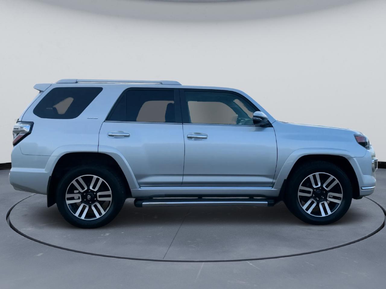 Toyota 4Runner SR5 4WD 2015