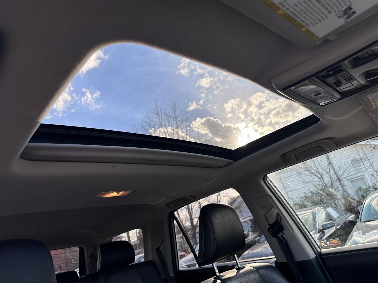 Toyota 4Runner SR5 4WD 2015