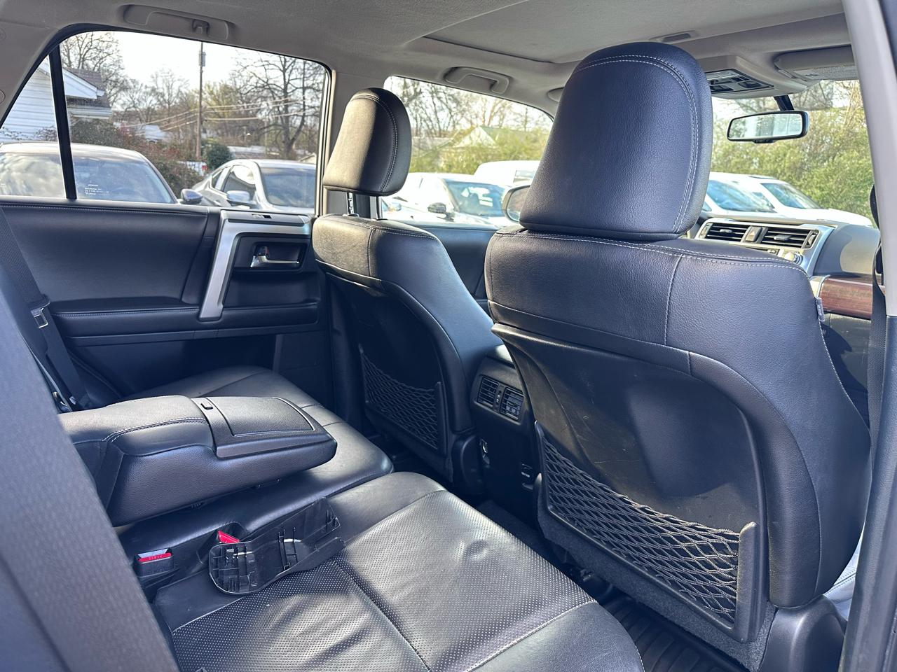 Toyota 4Runner SR5 4WD 2015