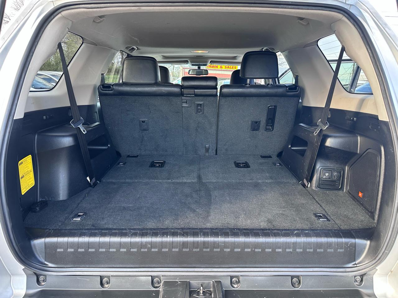 Toyota 4Runner SR5 4WD 2015