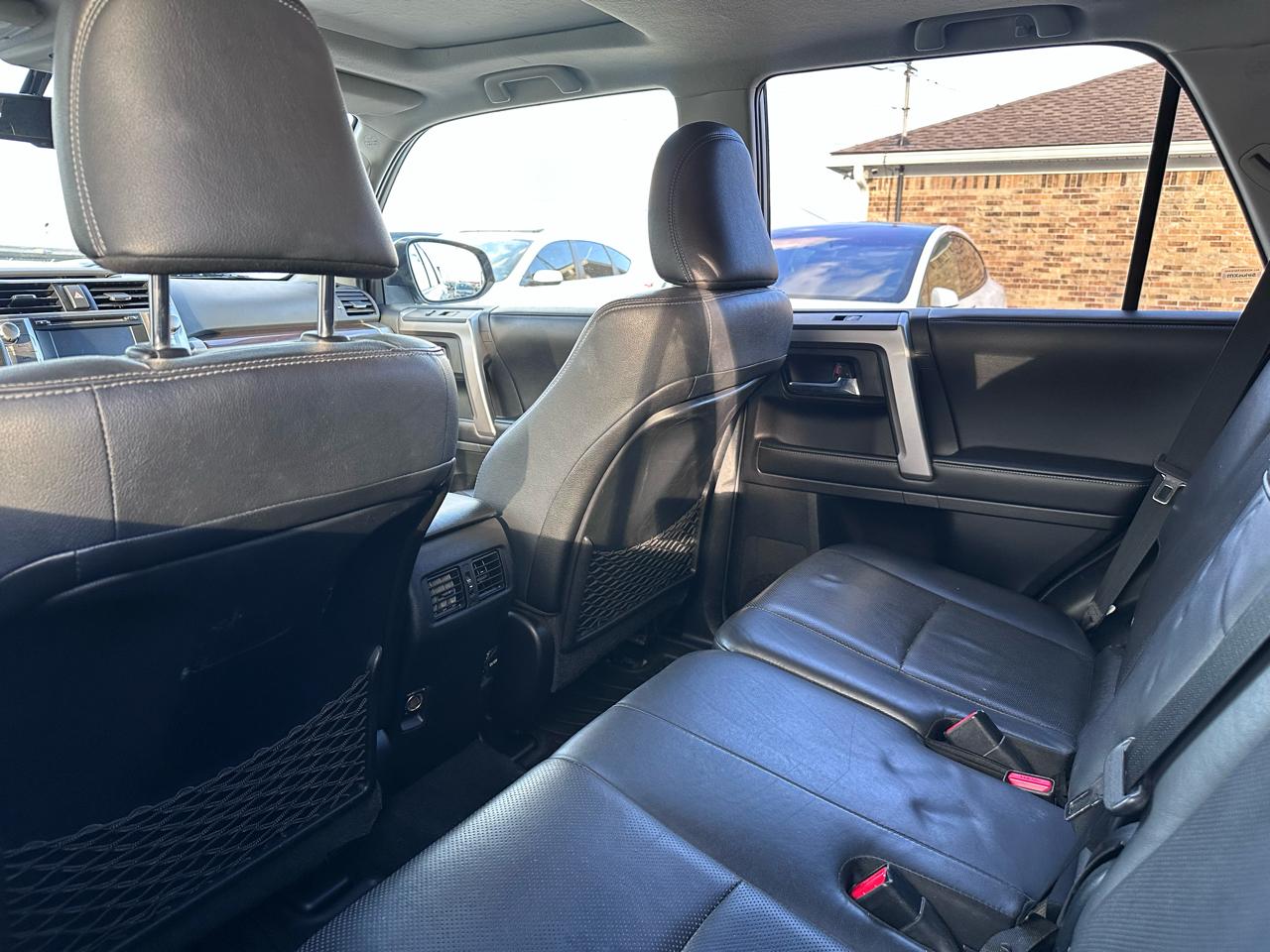 Toyota 4Runner SR5 4WD 2015