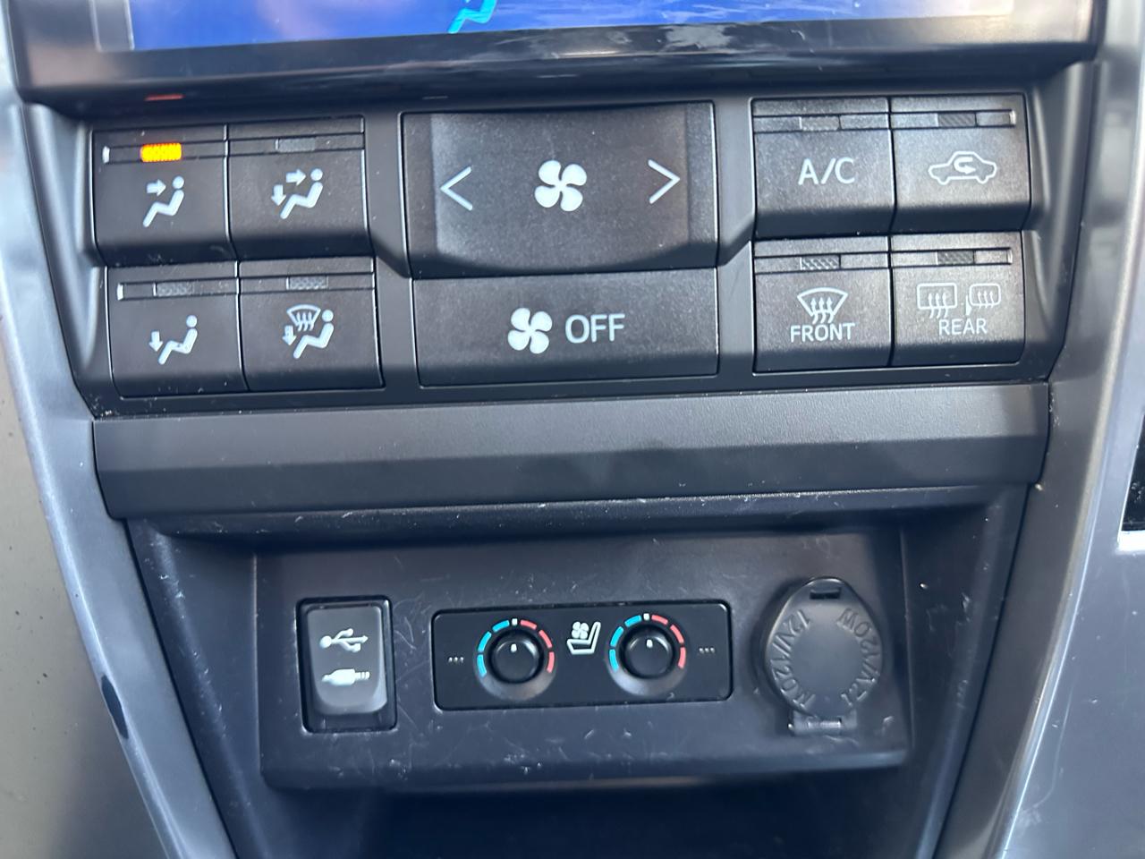 Toyota 4Runner SR5 4WD 2015