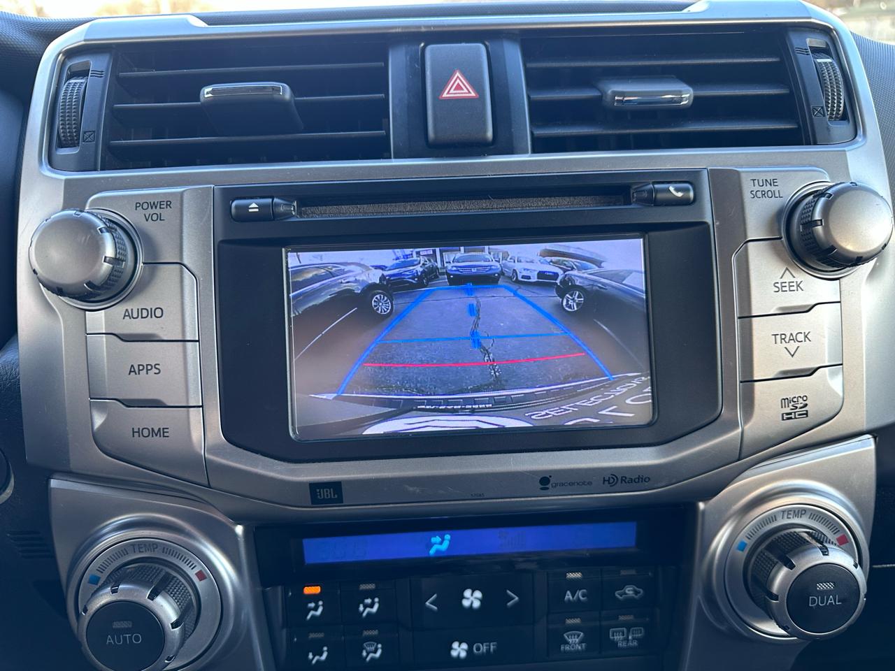 Toyota 4Runner SR5 4WD 2015