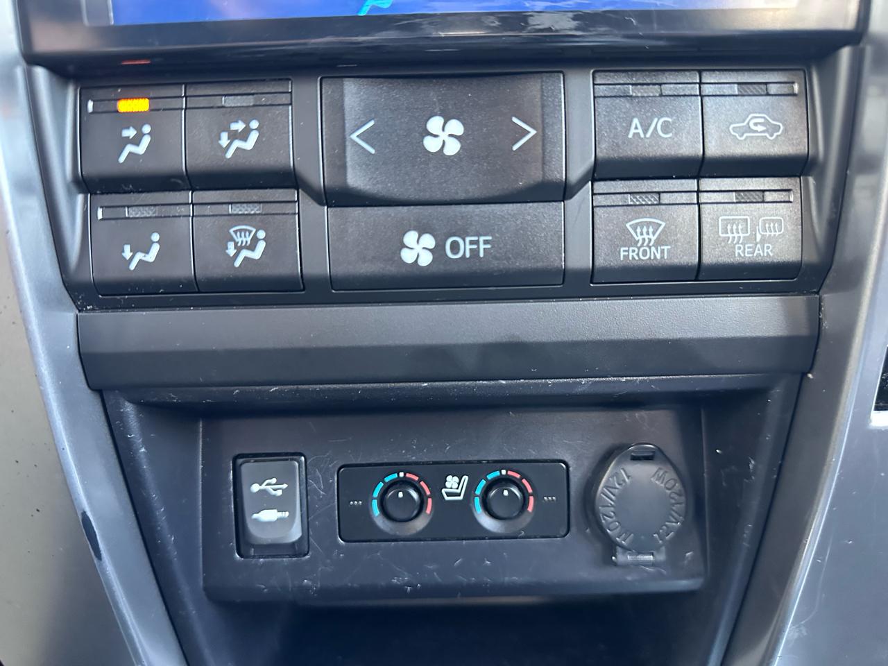 Toyota 4Runner SR5 4WD 2015