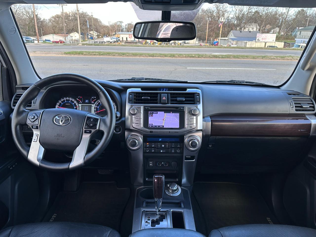 Toyota 4Runner SR5 4WD 2015