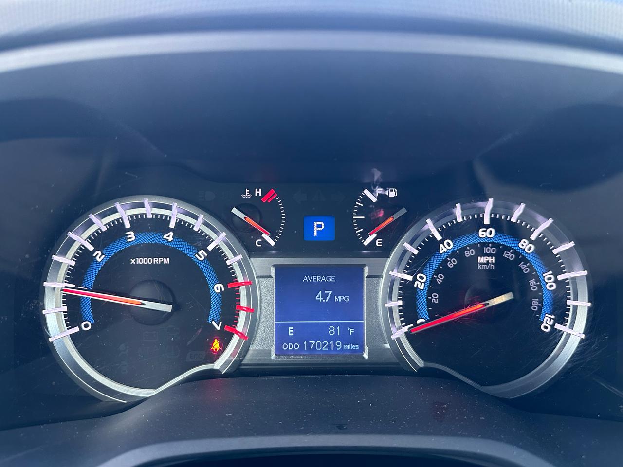 Toyota 4Runner SR5 4WD 2015