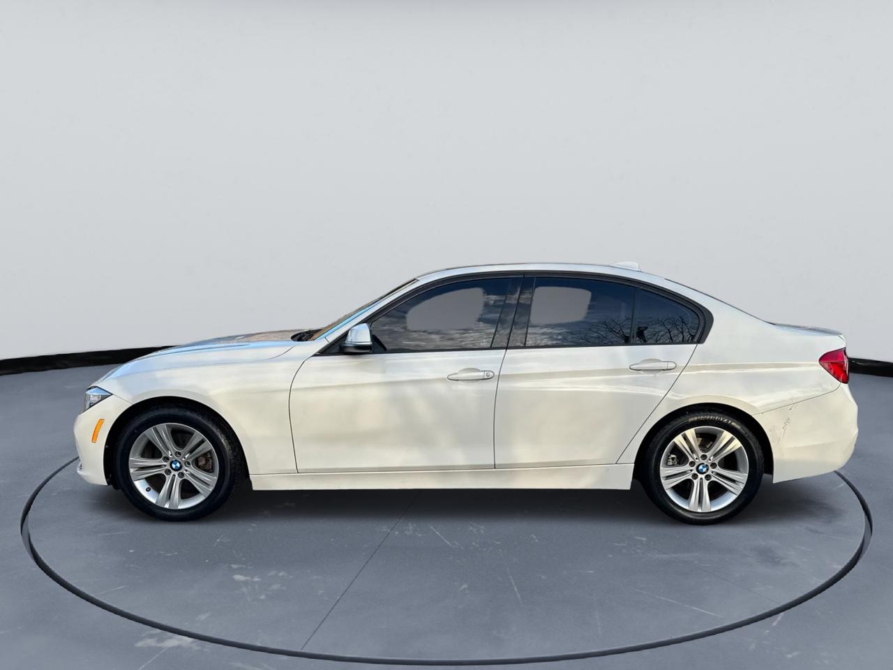BMW 3-Series 328i Sedan 2016