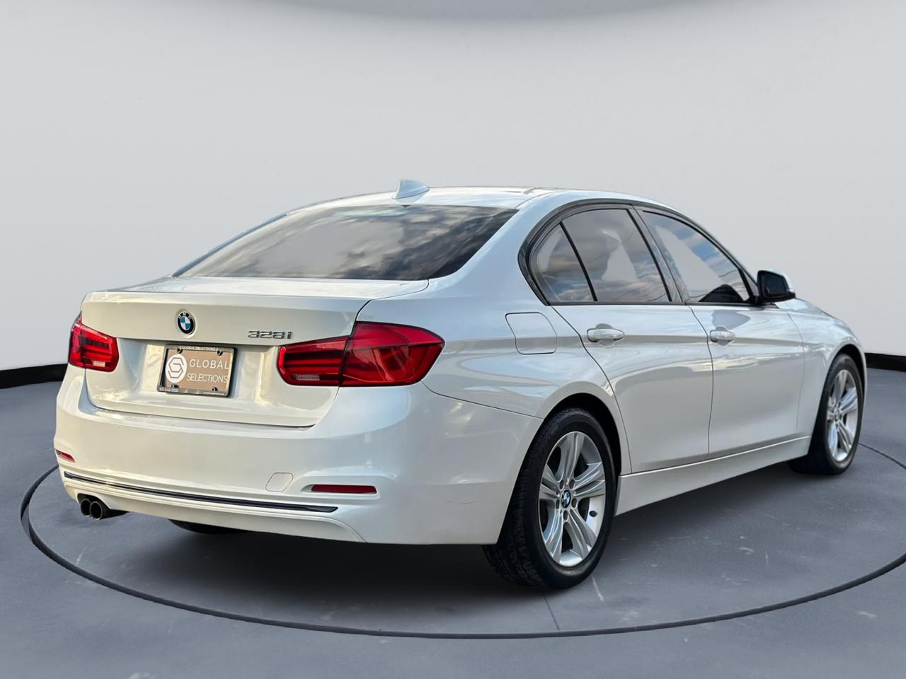 BMW 3-Series 328i Sedan 2016