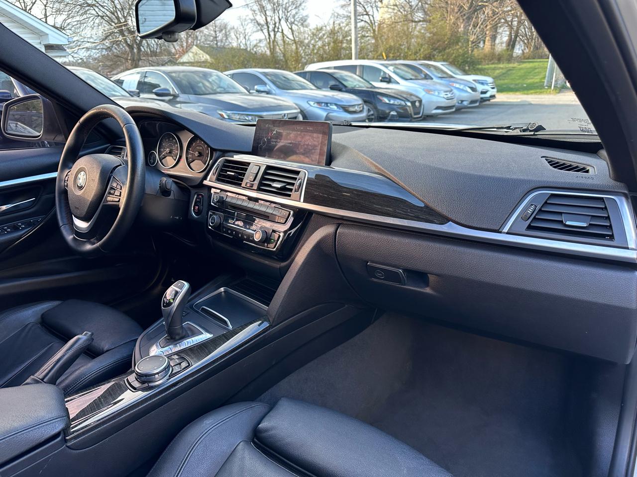 BMW 3-Series 328i Sedan 2016