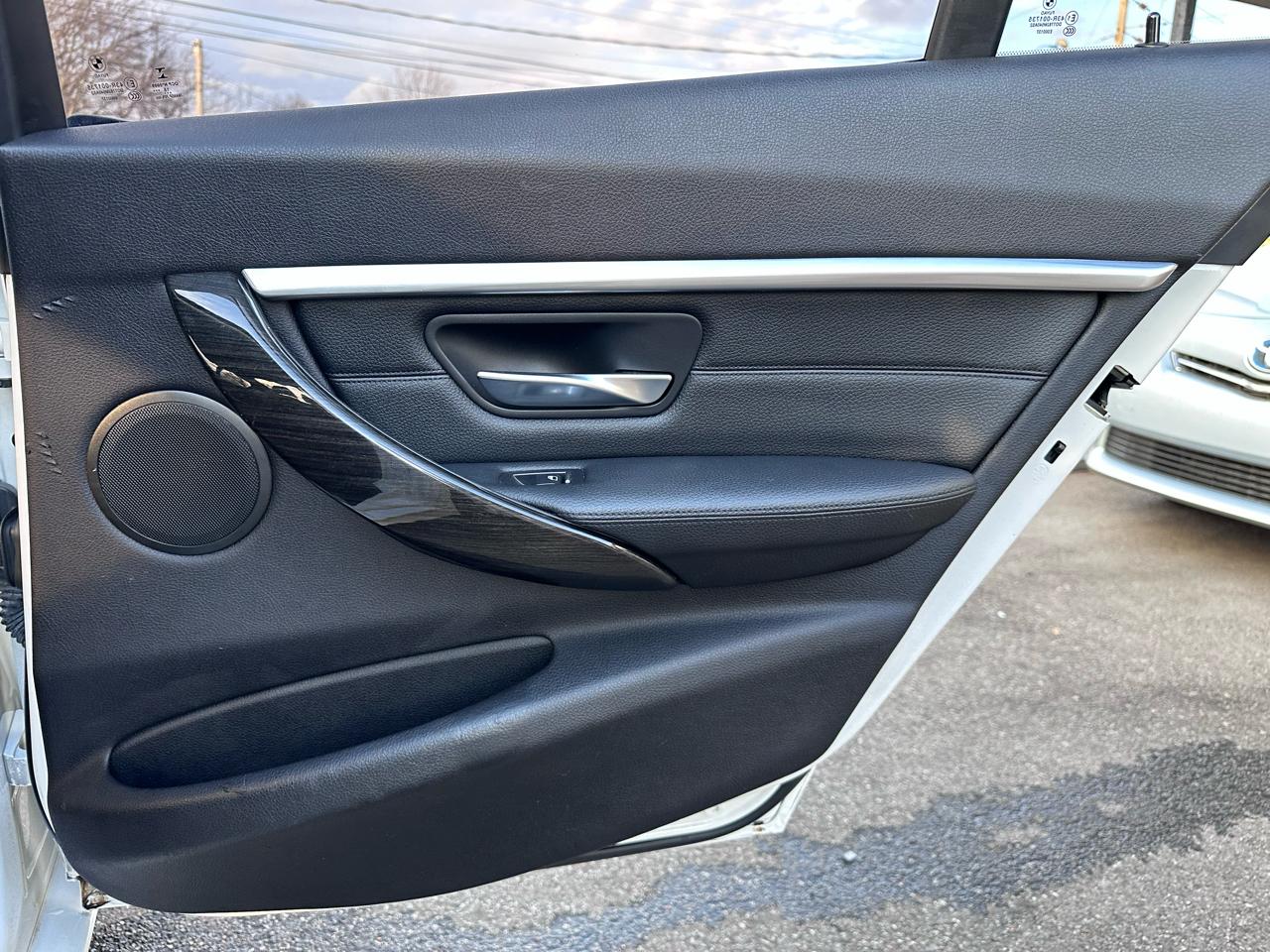 BMW 3-Series 328i Sedan 2016