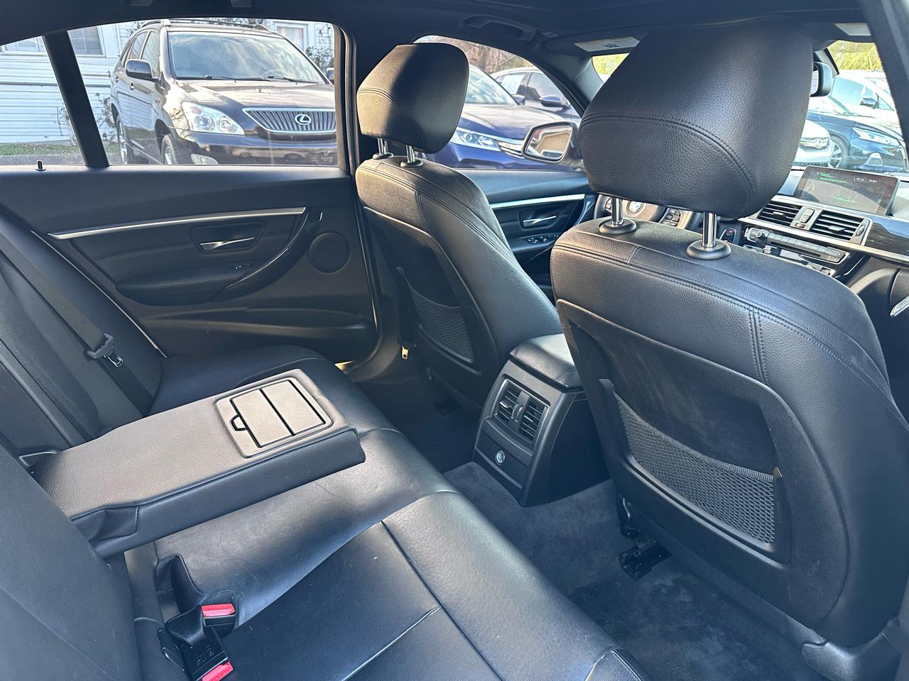 BMW 3-Series 328i Sedan 2016