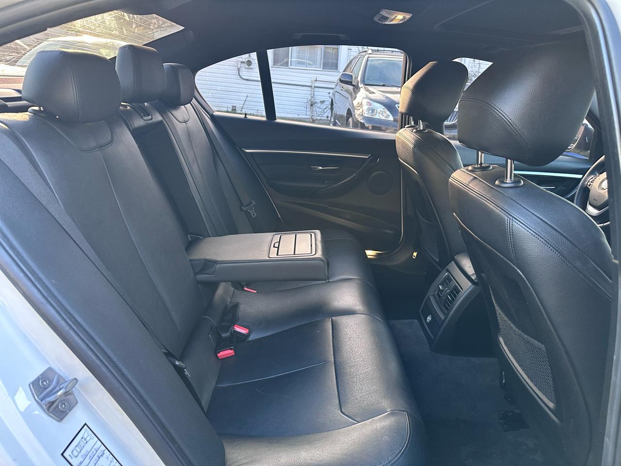 BMW 3-Series 328i Sedan 2016