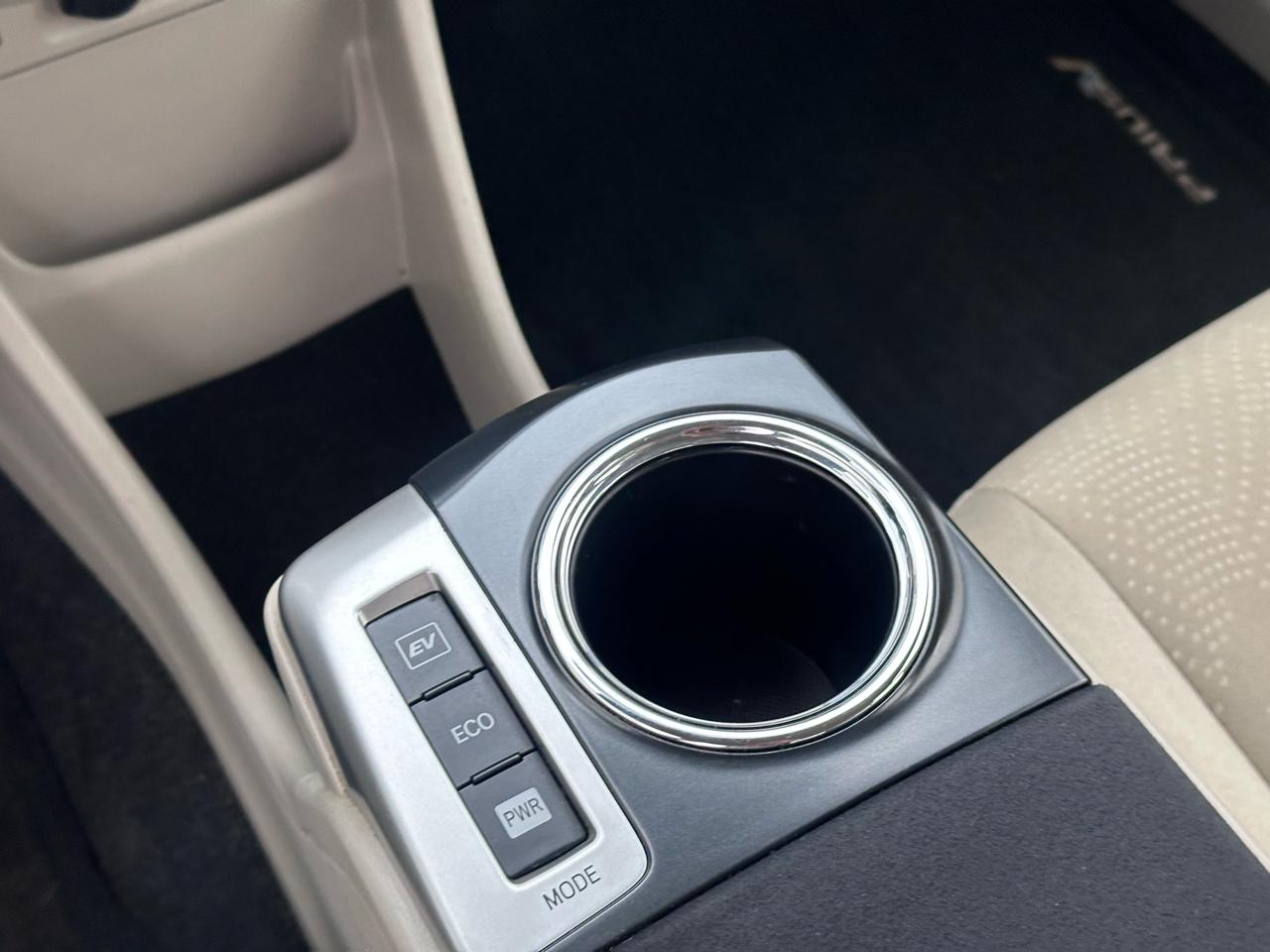 Toyota Prius V Three 2014