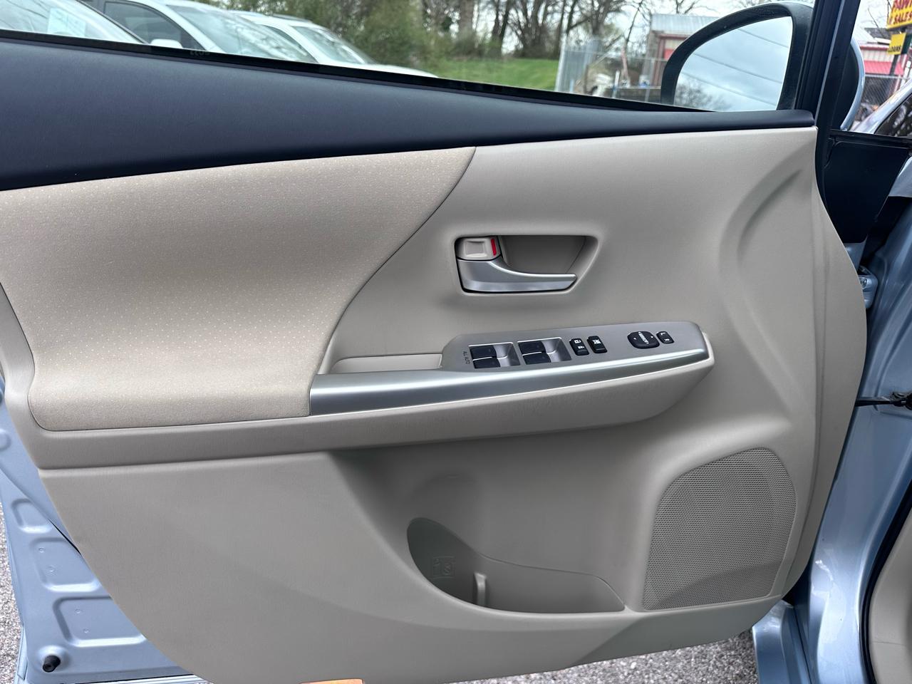 Toyota Prius V Three 2014