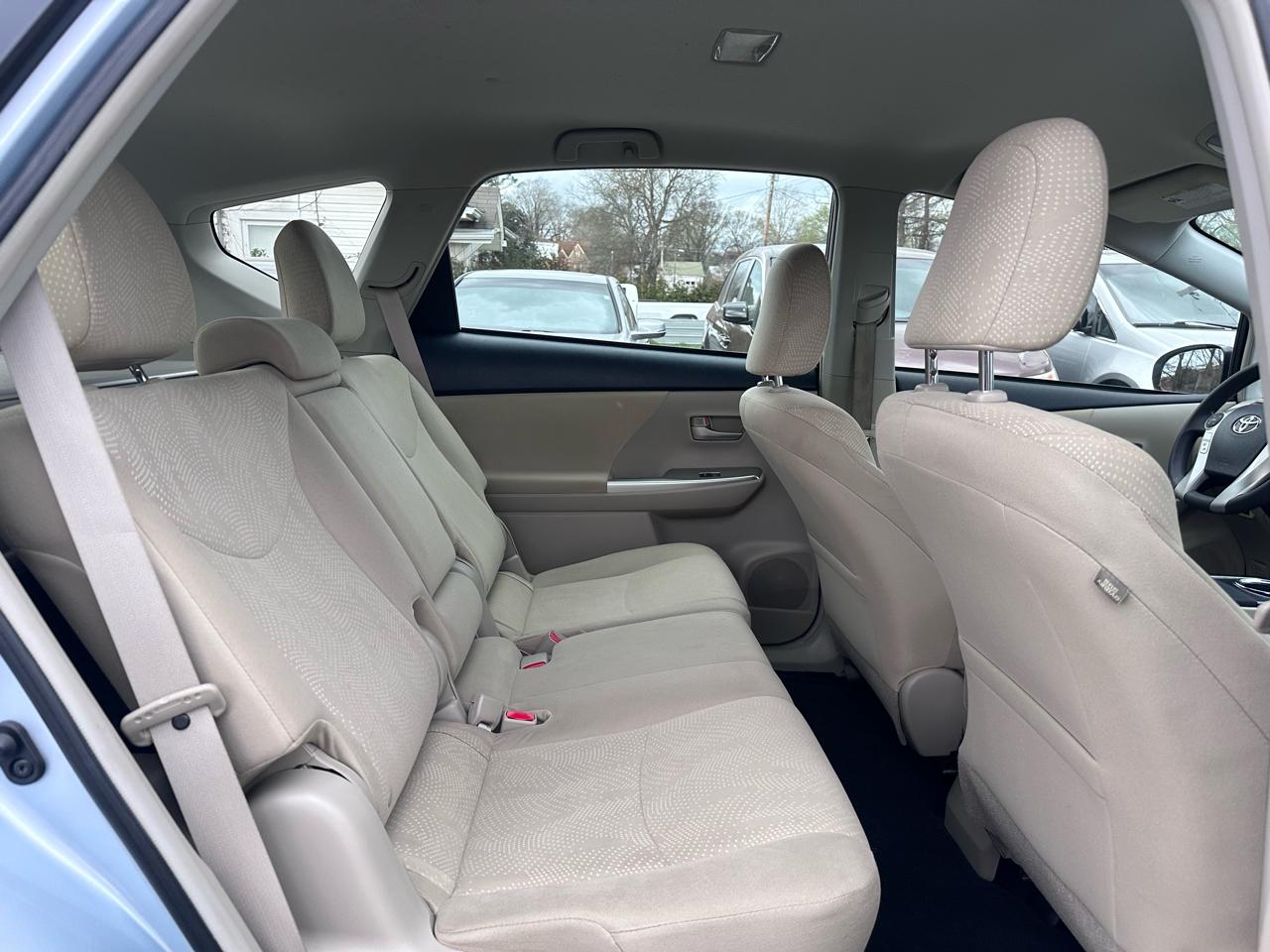 Toyota Prius V Three 2014