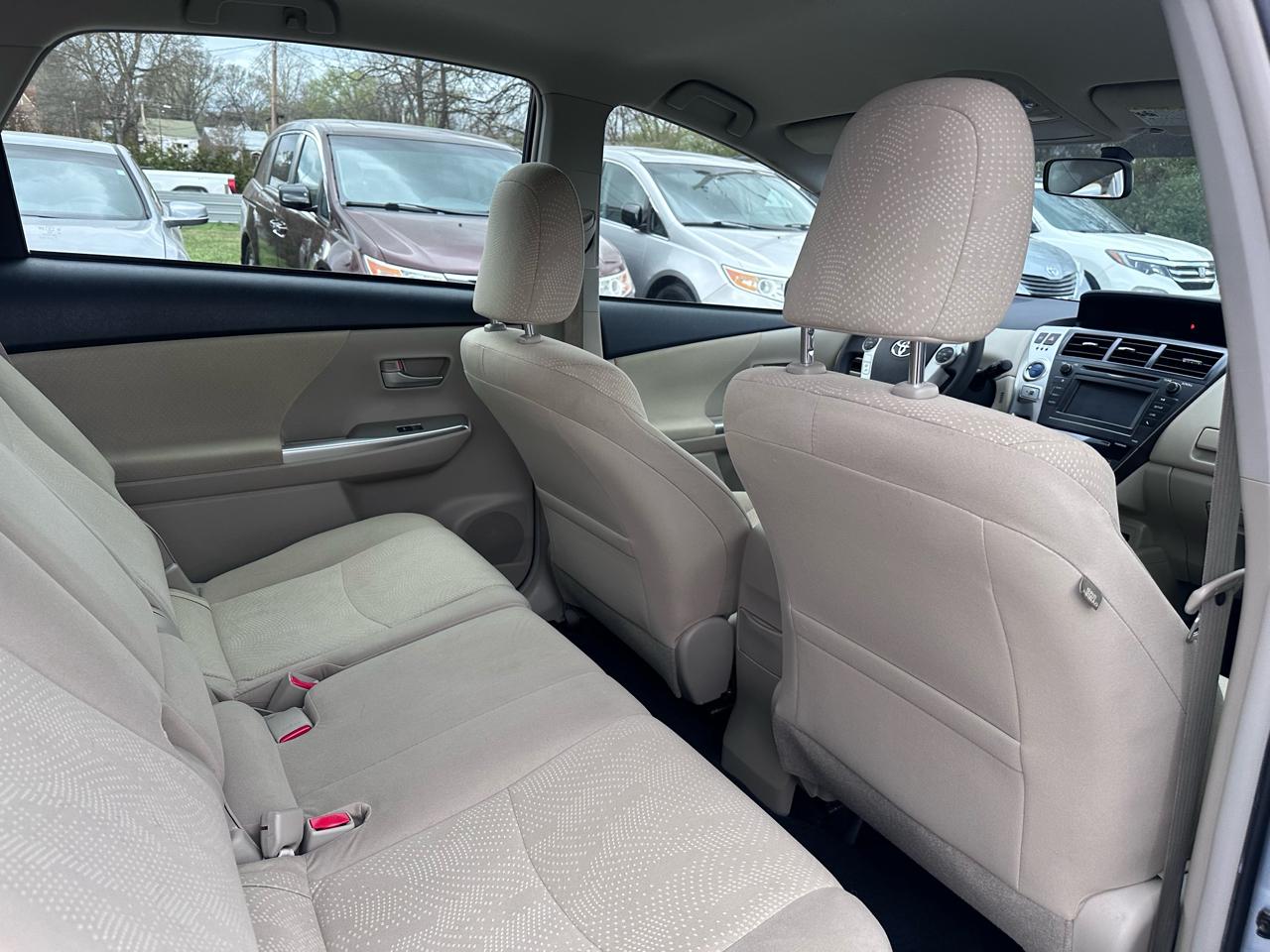 Toyota Prius V Three 2014