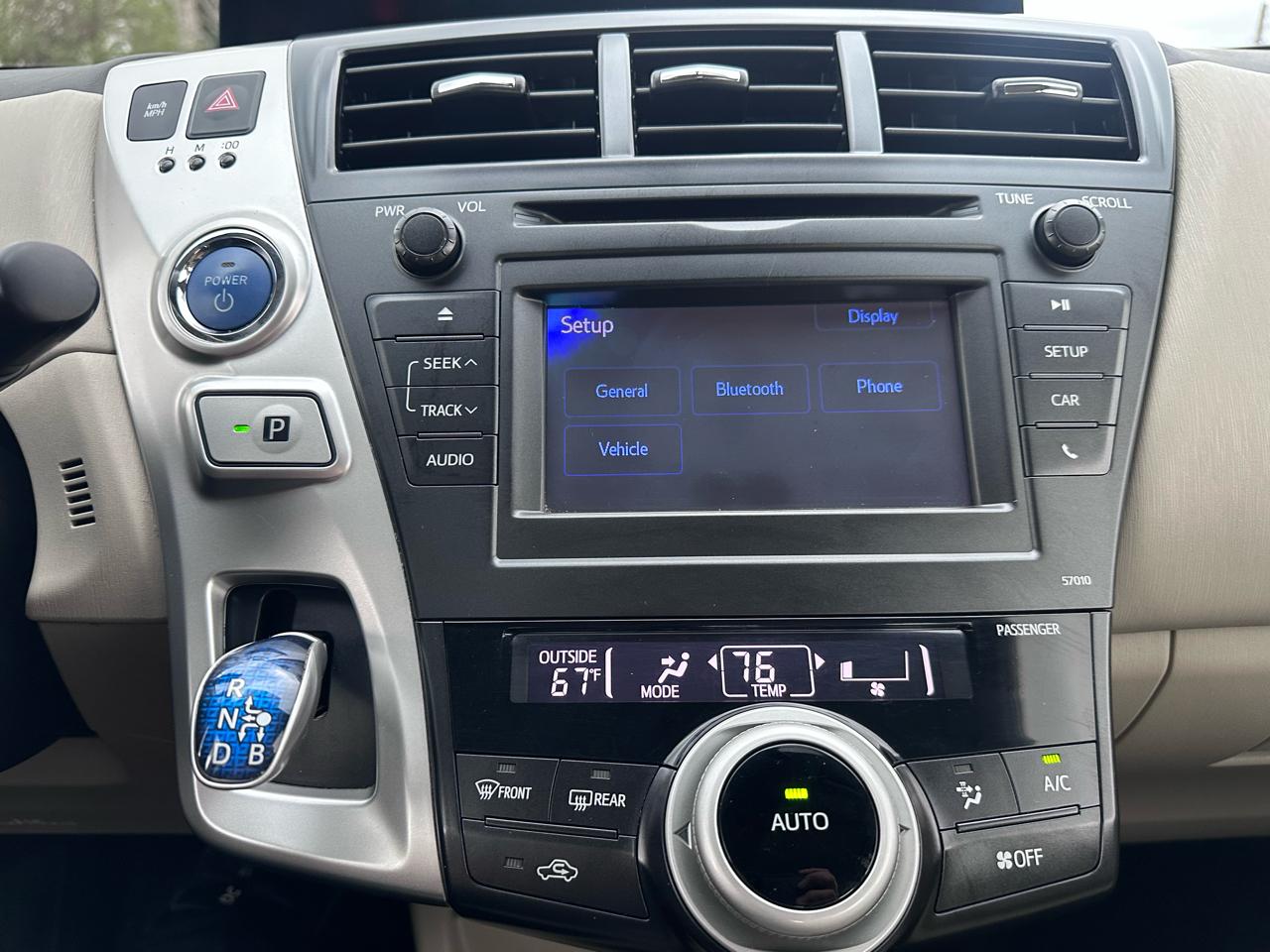 Toyota Prius V Three 2014