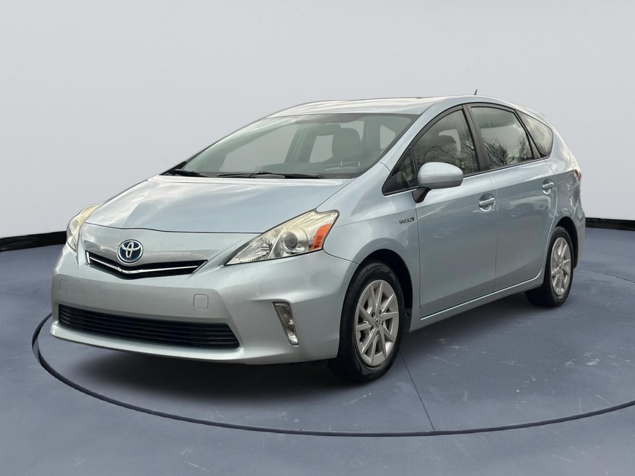Toyota Prius V Three 2014