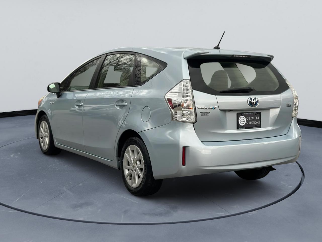 Toyota Prius V Three 2014