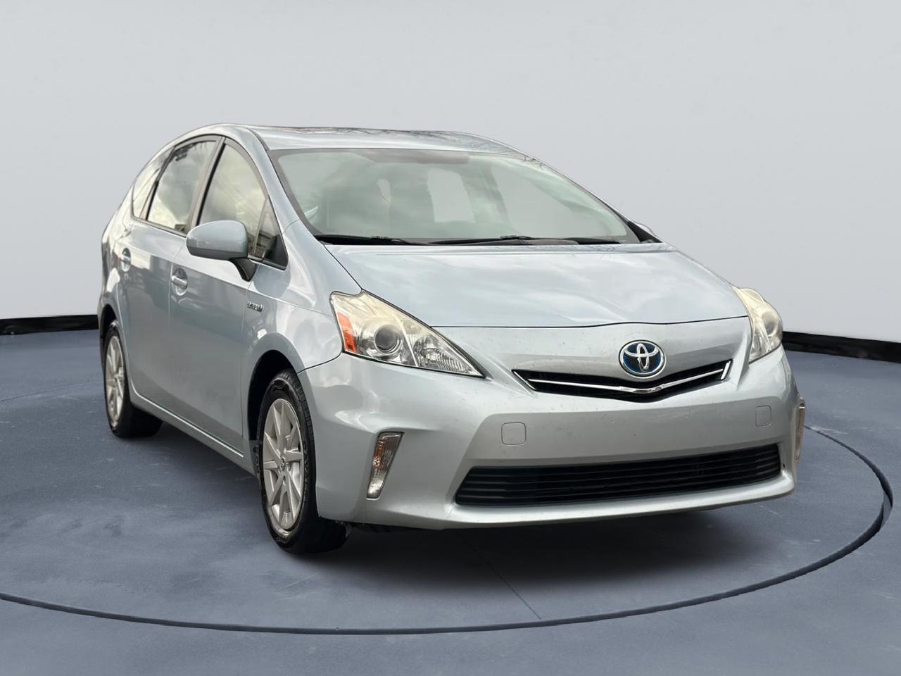 Toyota Prius V Three 2014