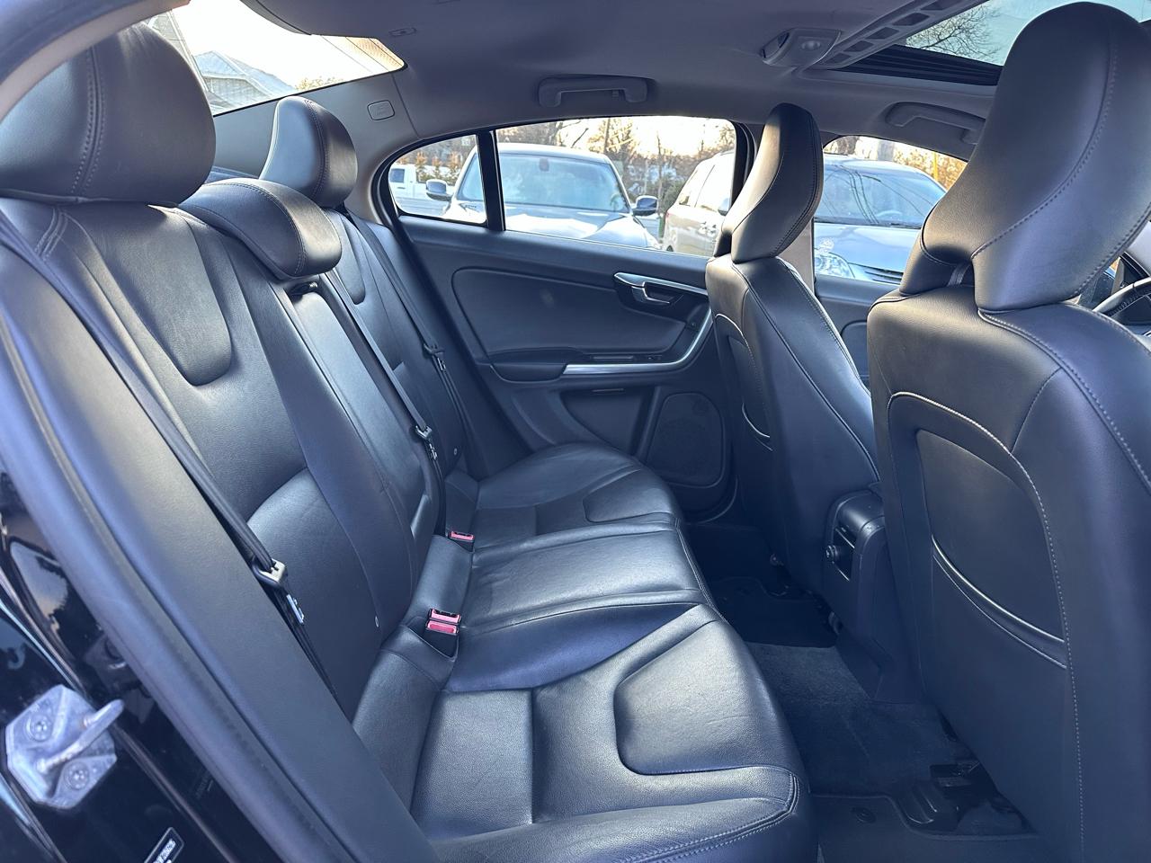 Volvo S60 2.5 Premier 4WD 2015