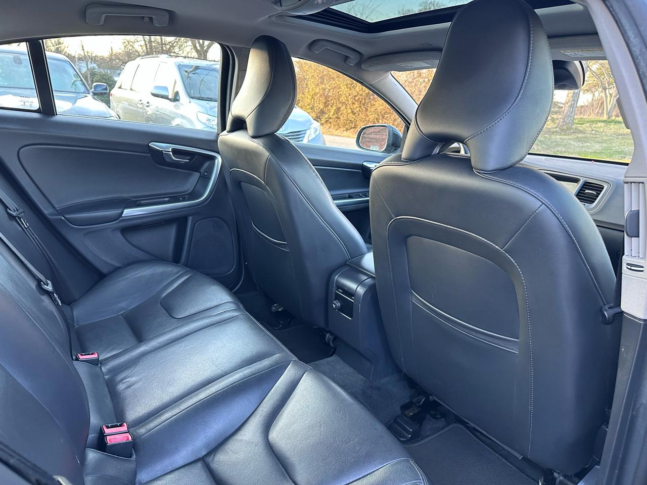 Volvo S60 2.5 Premier 4WD 2015