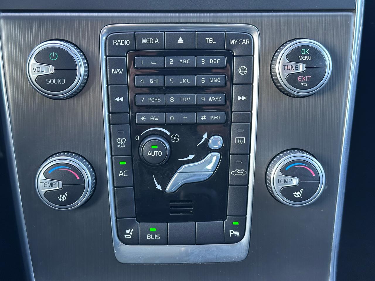 Volvo S60 2.5 Premier 4WD 2015