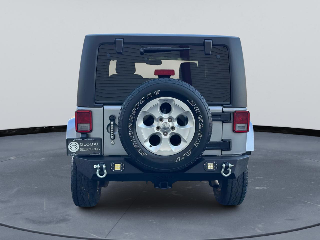 Jeep Wrangler Sahara 4WD 2013