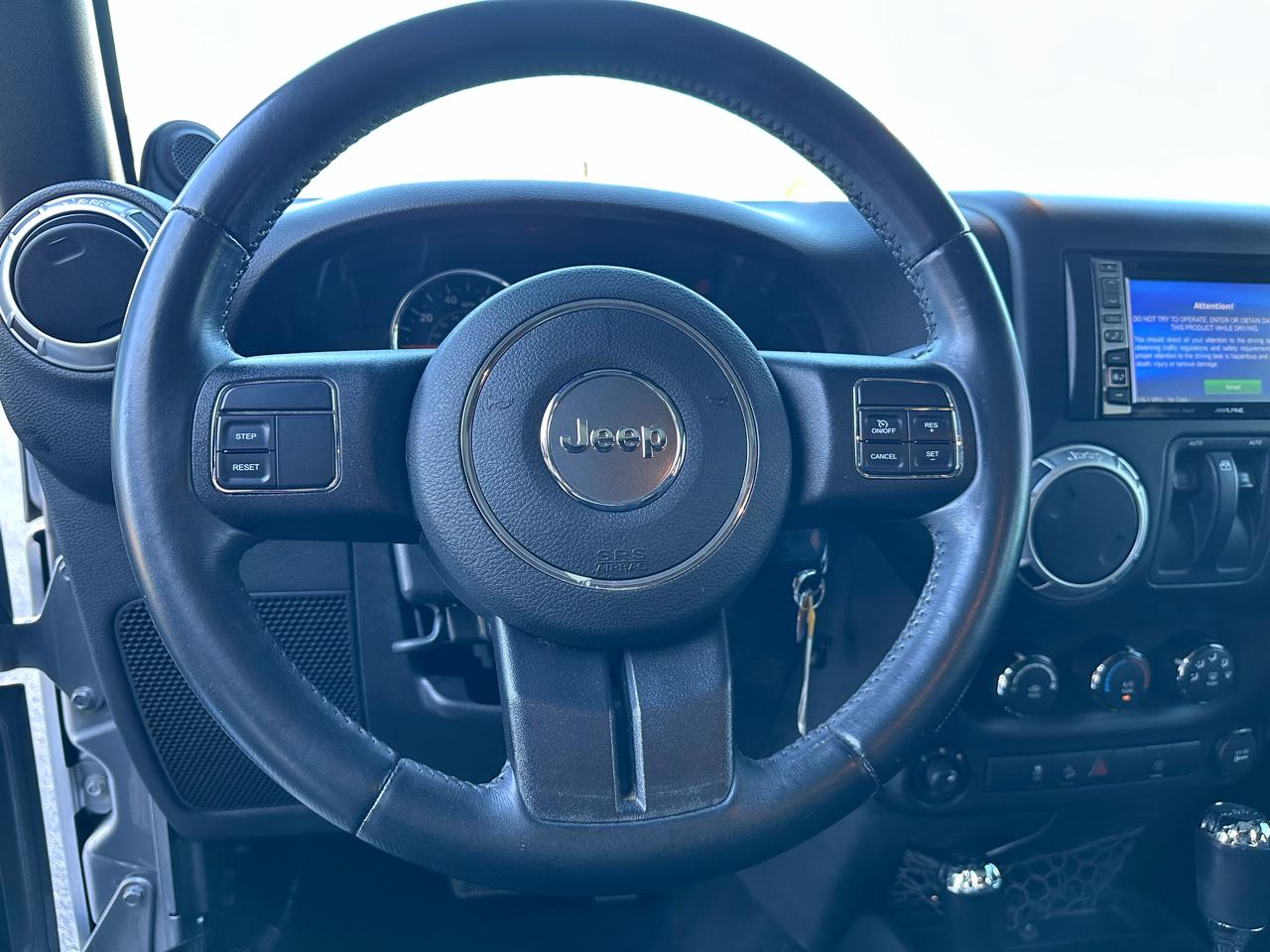 Jeep Wrangler Sahara 4WD 2013