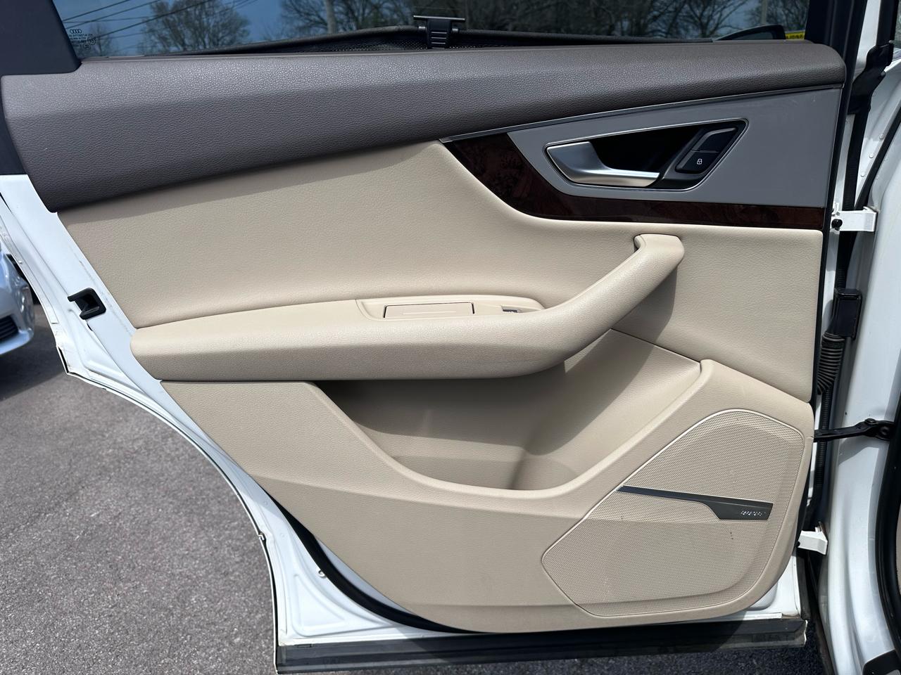 Audi Q7 2.0T Premium Plus quattro 2017