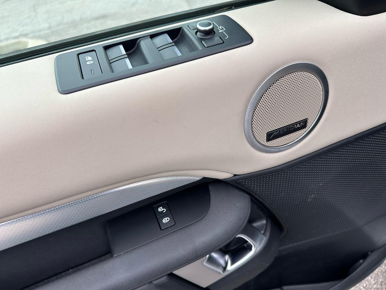 Land Rover Discovery Landmark Edition 2020