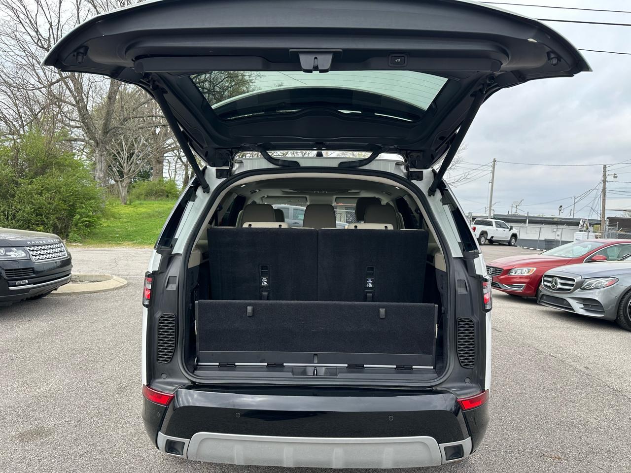 Land Rover Discovery Landmark Edition 2020