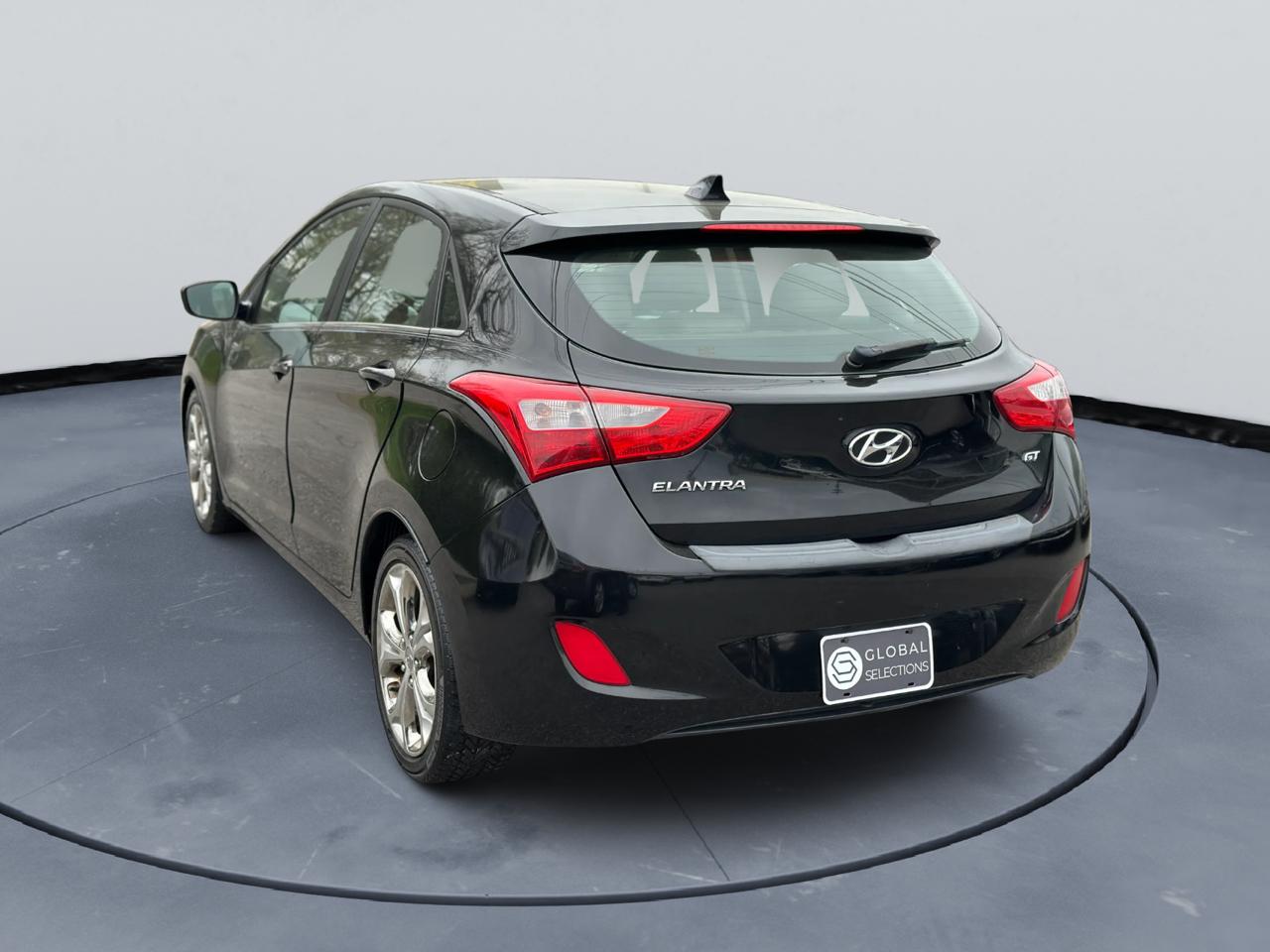 Hyundai Elantra GT A/T 2013